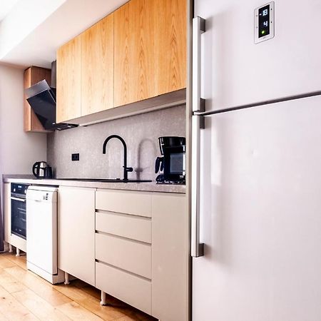 Charming Flat With Central Location In Beyoglu Istanbul Exterior photo
